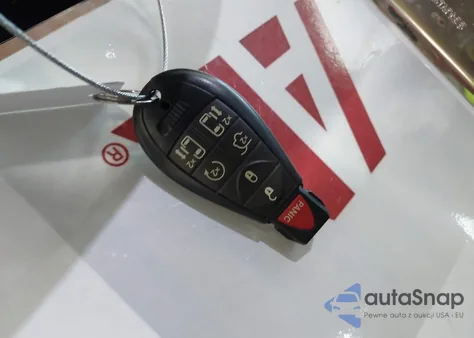 2015 Chrysler Town & Country Touring-L from USA, damaged, VIN 2C4RC1CG9FR674840